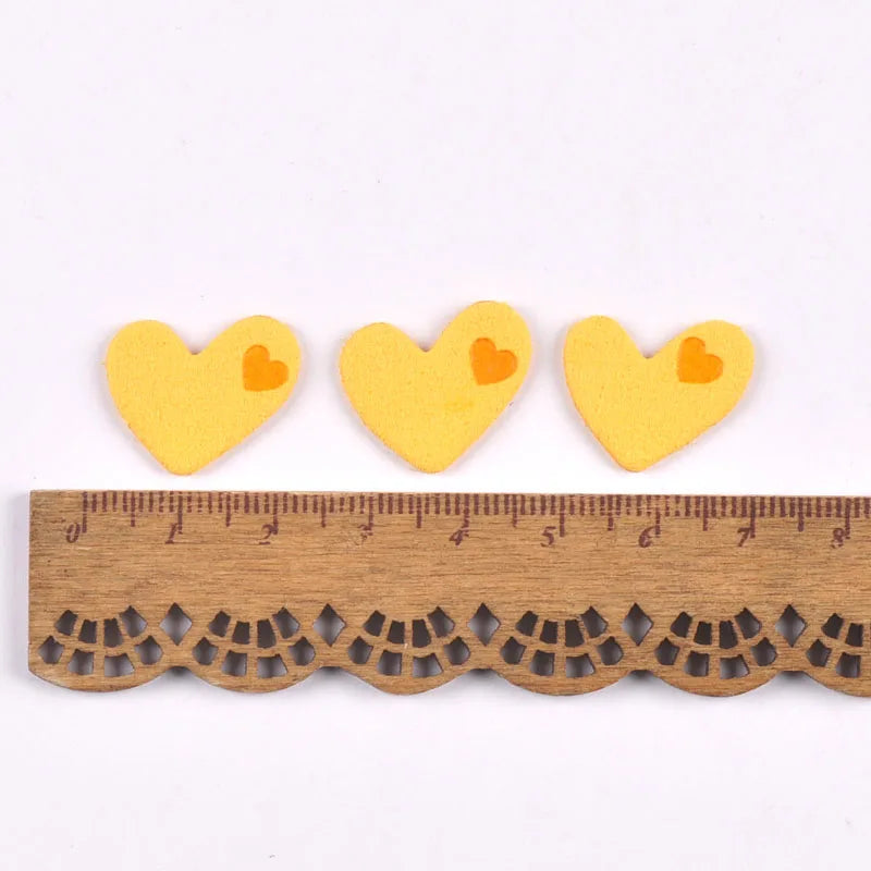 50Pcs Heart Pattern Love Embossing Leather Labels Clothes DIY Sewing Accessories Garment Supplies Banner Handwork Tags c3508 Qme 4