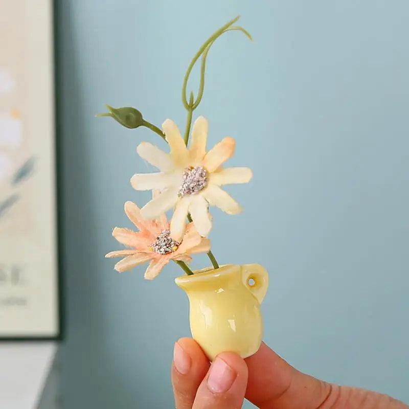 1Pcs Creative DIY Magnetic Flower Arrangement Decorative Object For Home Kitchen Decoration Mini Ceramics Vase Fridge Magnet Qme