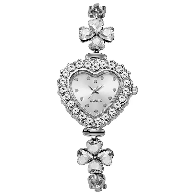 Requintado relógio de pulso feminino em forma de coração, pulseira quartzo sem caixa, moda Qme Silver