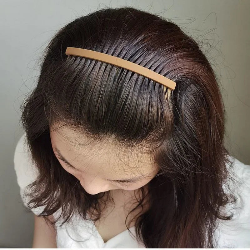 Matte Broken Hair Finishing Comb Women Anti-Slip Hair Insert Comb Fixed Bangs Flyaway Hair Hairpin Hairstyle Accessory Qme