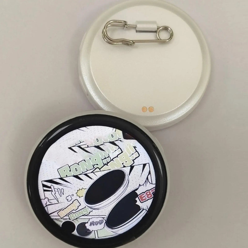 Digital Badge 1.7inch HD Pixel Screen Cute Name Tag 600mAh Electronic Anime Pins 18H Battery for Fans Photo Video Service Qme