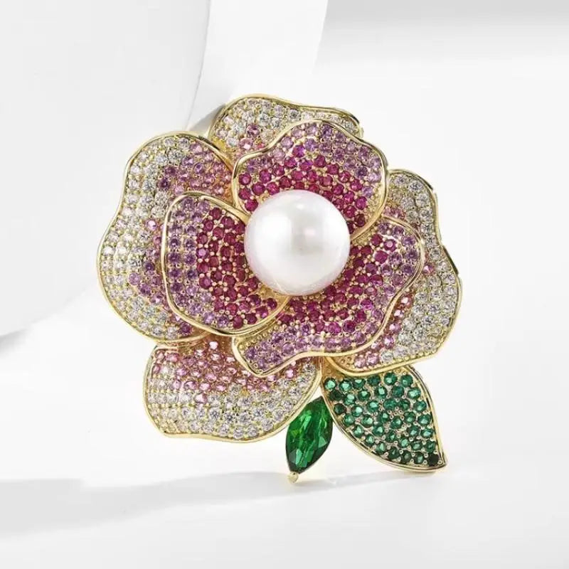 Trendy New Flowers Women Brooch Elegant Pearl Camellia Pins Fashion Female Party Coat Dress Scarf Accessories Jewelry Gift Qme