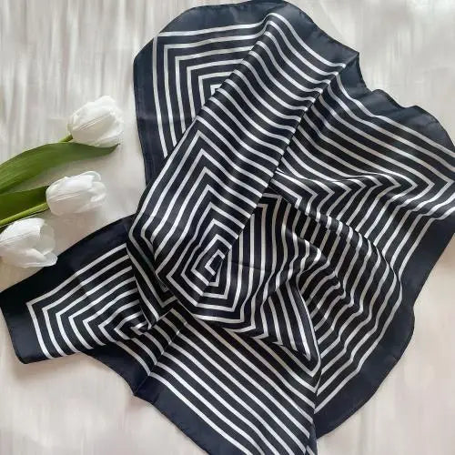 Women Silk Black and White Stripes Square Scarf Luxury Brand Female Beach Stoles Square Scarf Versatile for Spring Sum Qme HB