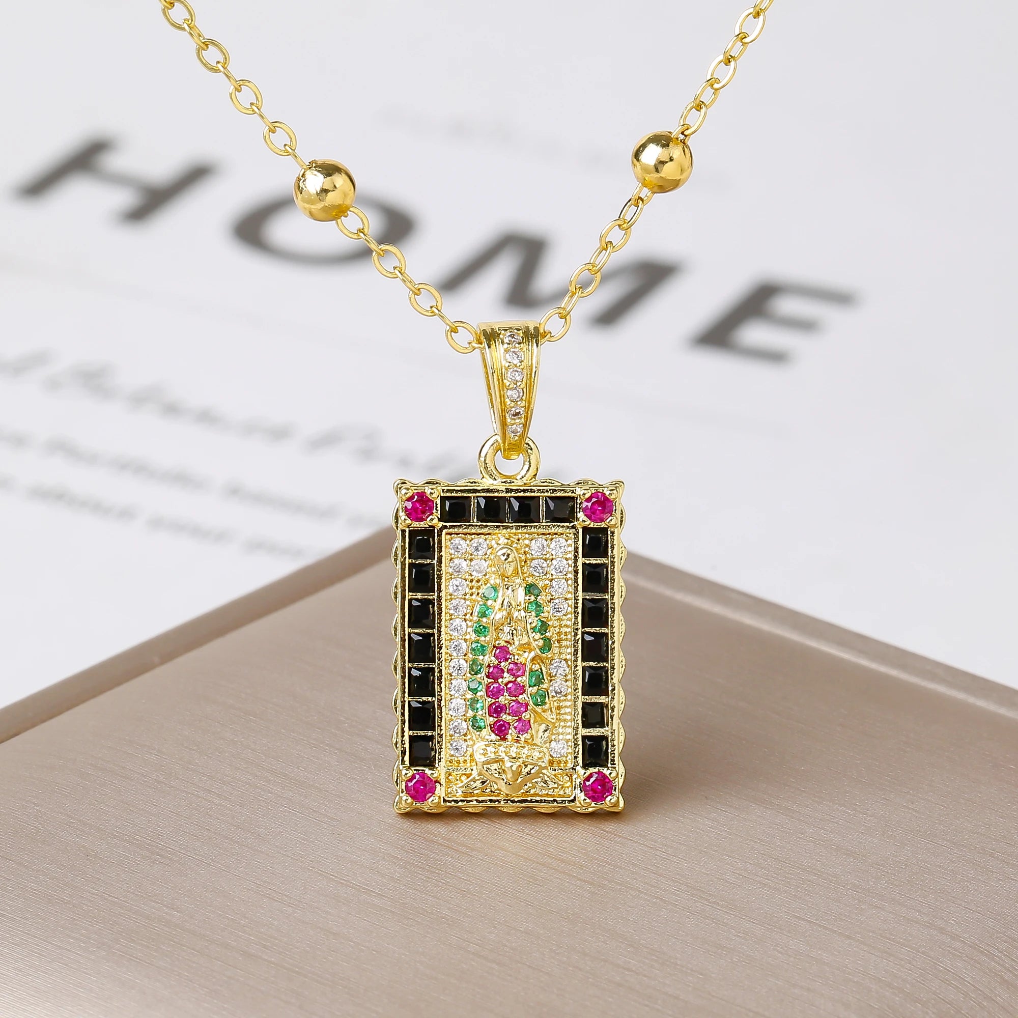 Luxury Bling Zirconia Virgin Mary Pendant Necklace Gold Plated Religious Catholic Baptism / Confirmation Jewelry for Women Gift Qme 1