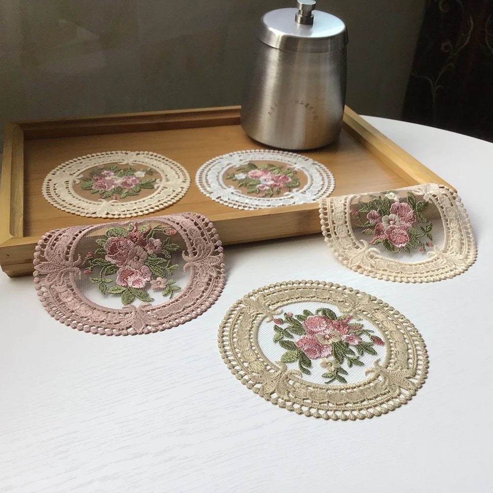 12cm Vintage Lace Coaster Placemat Embroidery Craft Bowls Coffee Cups Coaster European Style Fabric Anti-Scald Table Plate Mat Qme
