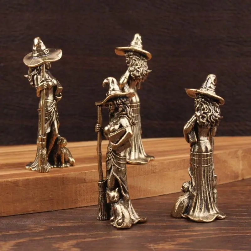 Home Ornament Retro Beautiful Wizard Characters Figurines Brass Magic Qme