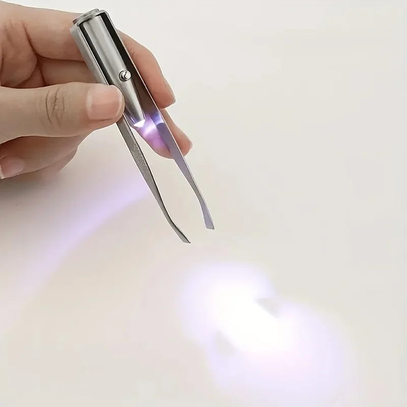 [Upgraded Brow Tweezers] Portable Upgraded LED Light Brow Tweezers | Precision Makeup Tool with Intelligent Design Qme