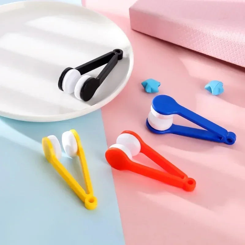 New Creative Two-Side Glasses Brush Soft Microfiber Spectacles Cleaner Glasses Cleaner Rub Eyeglass Cleaning Brush Wiping Tool Qme