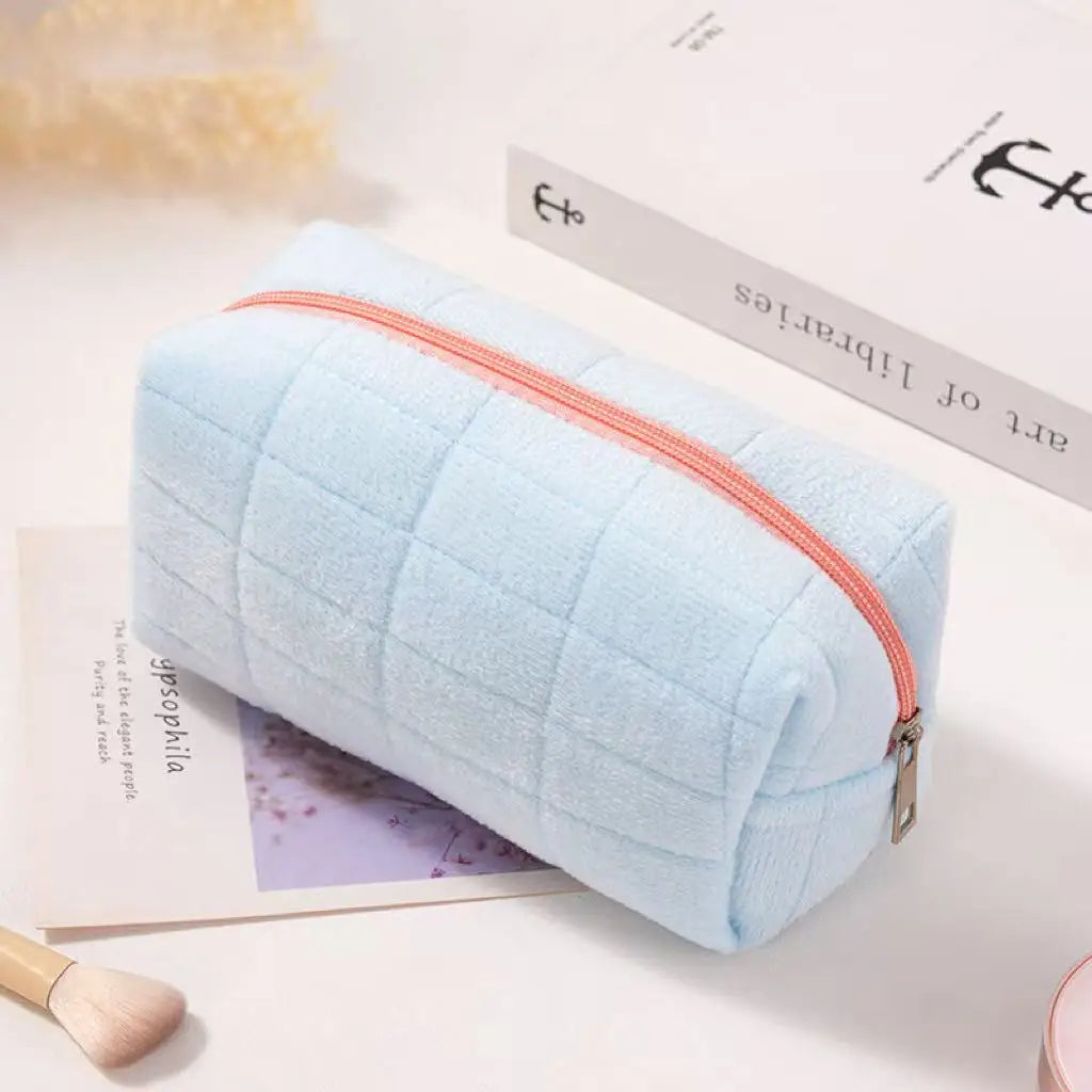 Velvet Makeup Bag Large Capacity Portable Cosmetic Pouch Elegant Qme blue M