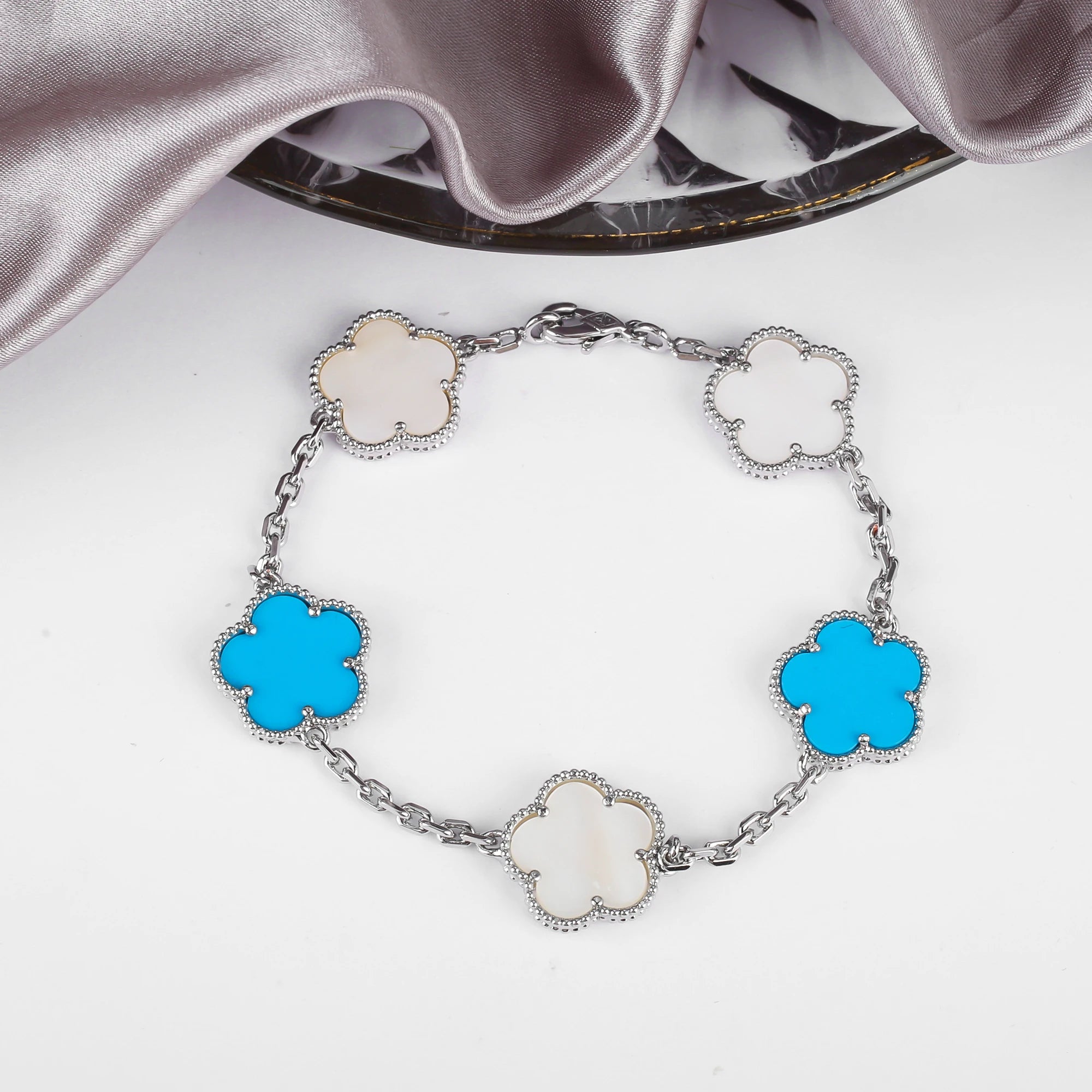 Classic 10 Colors 15mm Five-Leaf Flower Bracelet Simple Lucky Gold Silver Women'S Bracelet For Daily Wear Jewelry Free Shipping Qme 5