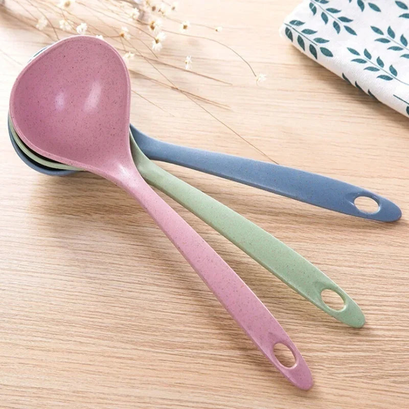 Tableware Wheat Straw Soup Ladle 4 Colors Long Handle Soup Rice Spoon Meal Dinner Scoops Kitchen Supplies Cooking Tool Qme