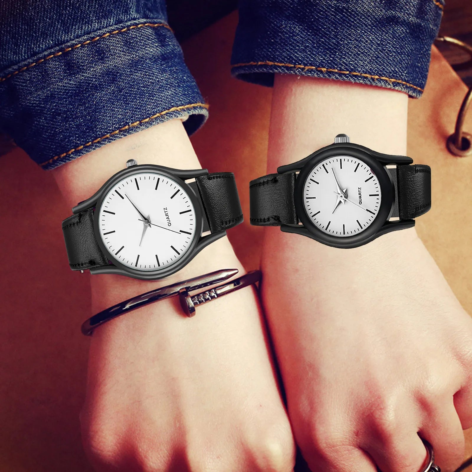 New Couples Watches Leather Strap Minimalist Fashion Quartz Wristwatches Multiple Colors Clothing Accessory Casual Simple Watch Qme