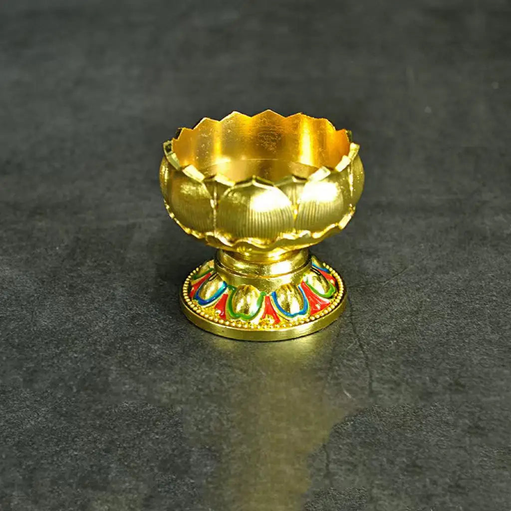 Retro Bronze Floral Candlestick Classic Religious Butter Oil Rack Qme golden M 1Pc