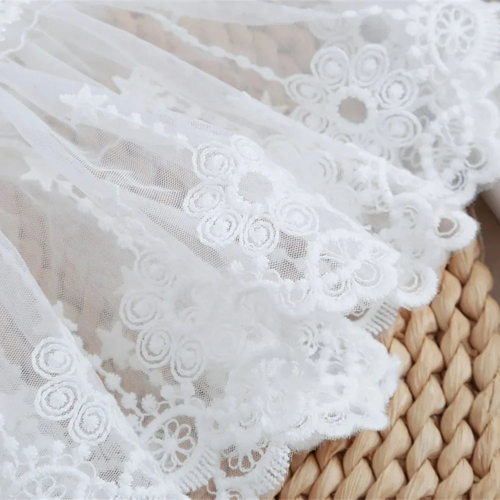 1Pair Detachable Cuffs Lace Flower Mesh Fake Flared Sleeves Double Qme