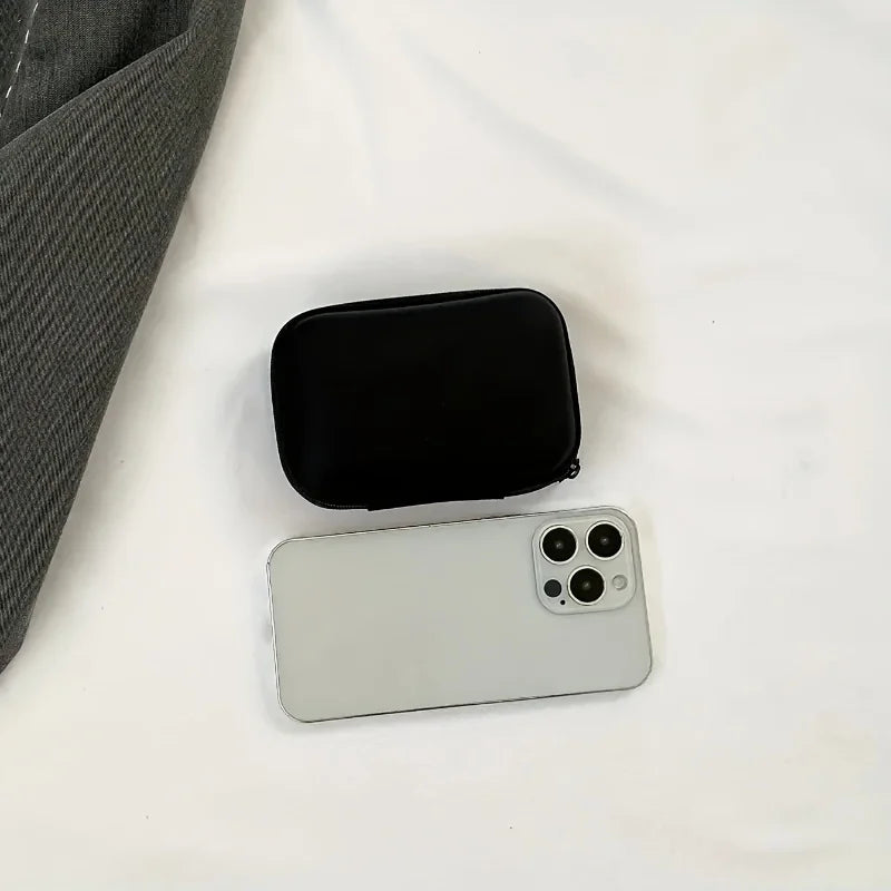 Hard Shell Electronic Organizer Case, Portable Travel Storage Bag for Charger, Earbuds, Cables, Power Bank Qme
