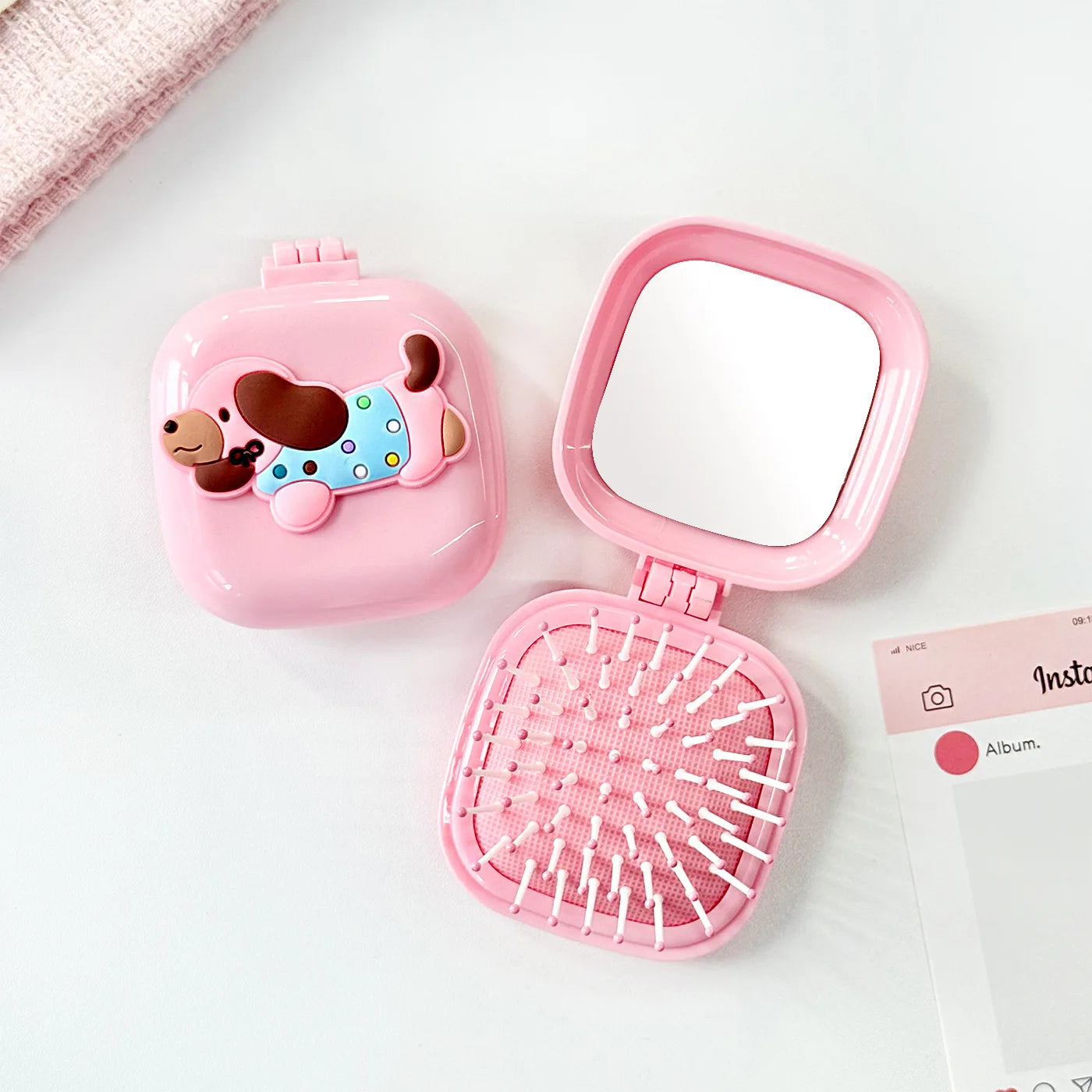 Hello Kitty Cute Folding Air-Cushion Comb Compact and Portable Air-Cushion Comb Air-Cushion Comb with Scalp Massager Qme 6