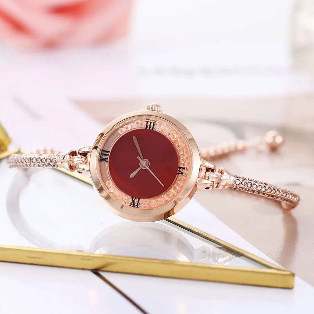 Relógio de pulseira de aço feminino, Quartz Watch, Luxo, Small Dial, Women Watches, Moda Qme red