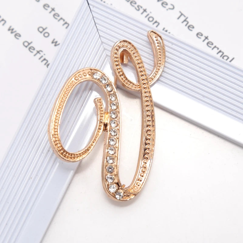 Women Luxury Letter Brooch Pins Gold Rhinestones Crystal English Qme V
