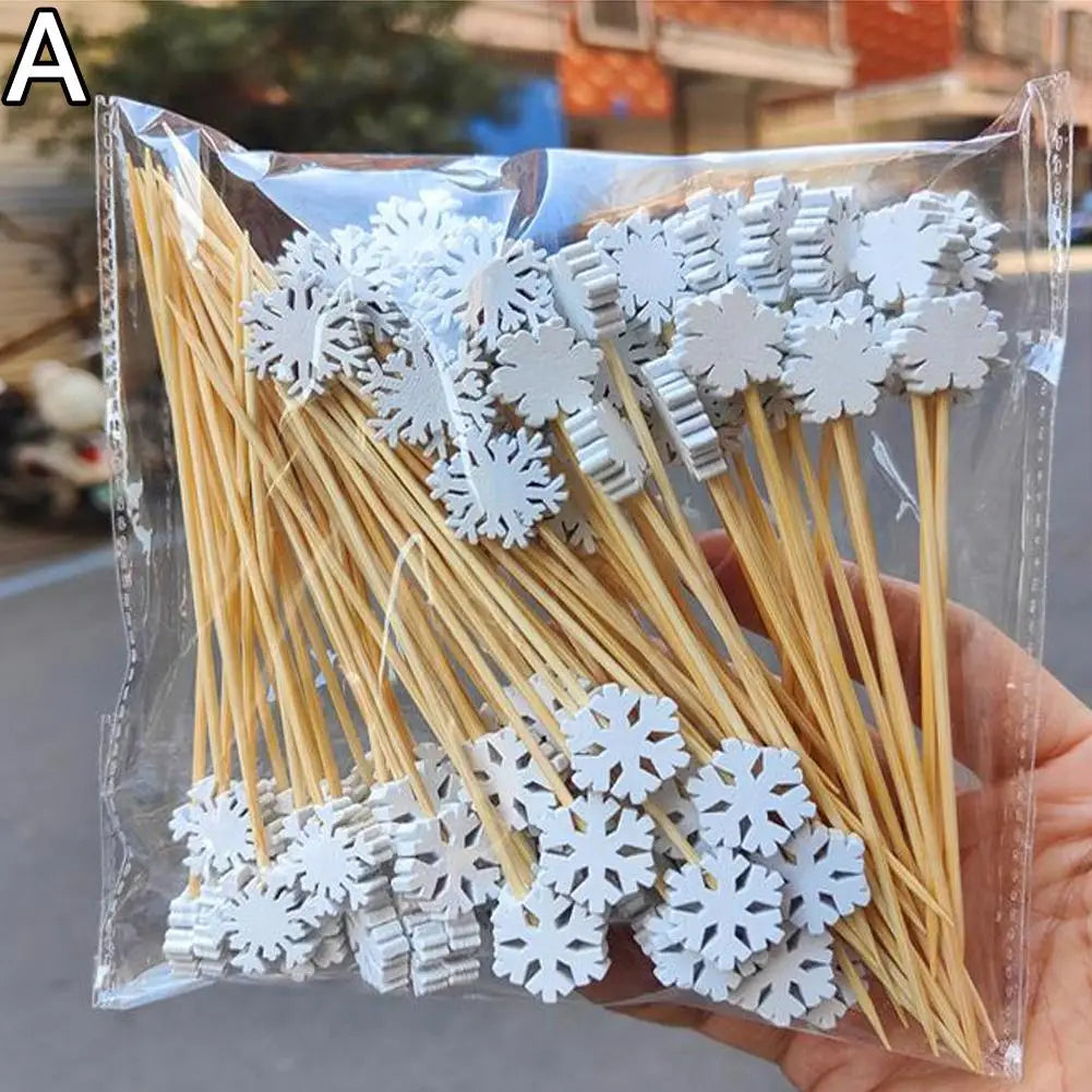 50Pcs/set Christmas Fruit Sticks Disposable Bamboo Sticks Snowflake Christmas Tree Elk Santa Claus Snowman Sticks Xmas Ornaments Qme White snowflakes