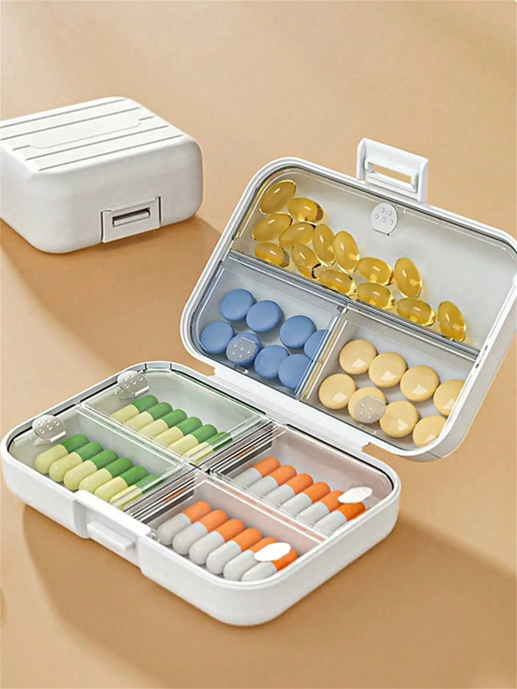 7-Compartment Portable Travel Mini Pill Case Waterproof Qme