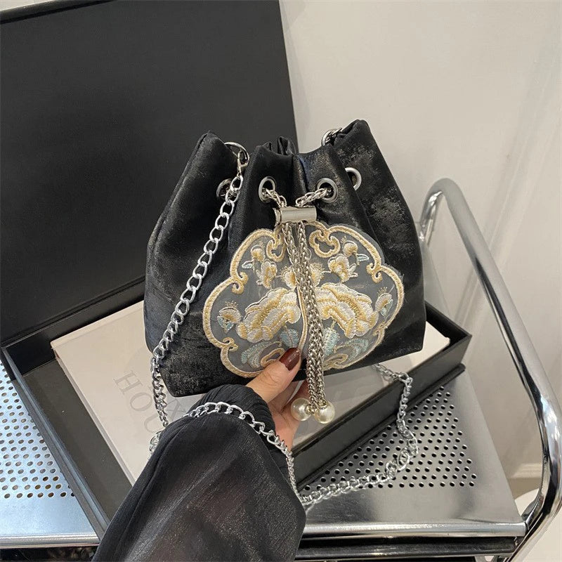 Chinese Style Fine Embroidery Ladies Handbags Fashion Shoulder Bag Daily Party Tote Handbag For Women Qme Black