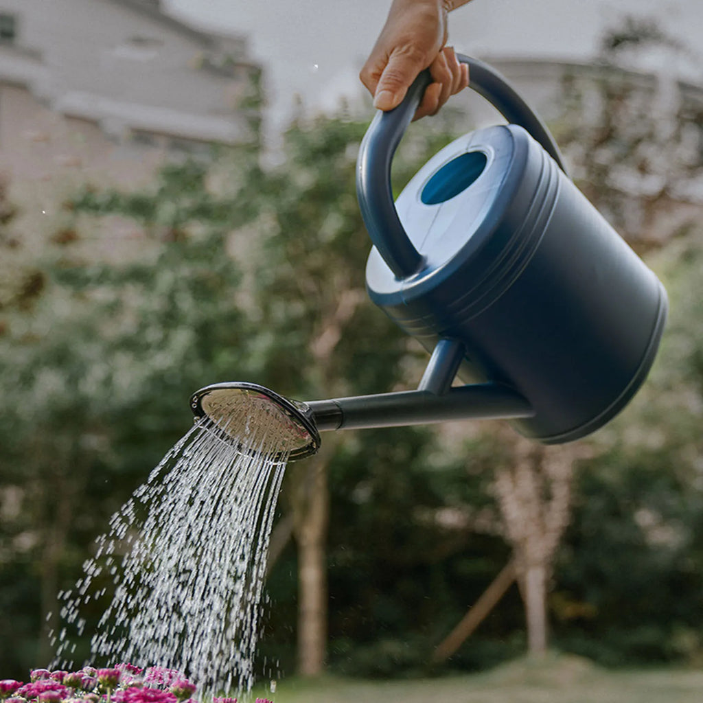 8L Plastic Household Watering Can Large Capacity Long Spout Thickened Planting Bottle for Garden Plant Watering Can Watering Can Qme
