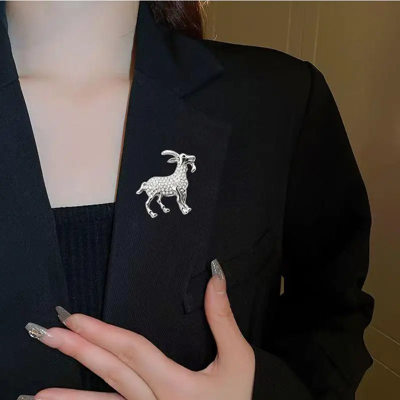 Lovely Goat Brooches For Women Unisex Rhinestone Beautiful Year Of The Sheep Animal Brooch Pin New Year Gifts Qme