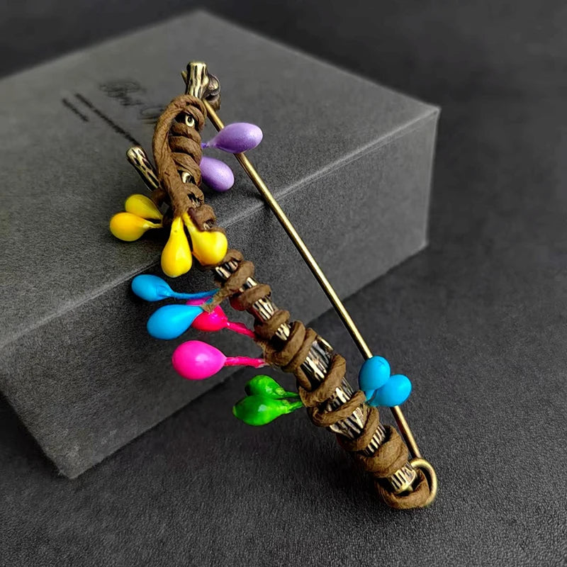 Large Brooches Entwined Simulated Fruit Plant Decoration Vintage Brooch Sweater Scarf Buckle Cardigan Suit Big Pin Qme A6