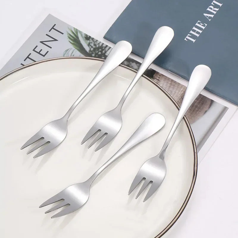 6pcs/set Fruit Forks Dessert Forks Are Small and Delicate for Entertaining Guests Stainless Steel Cutlery Mini Fork Set Qme
