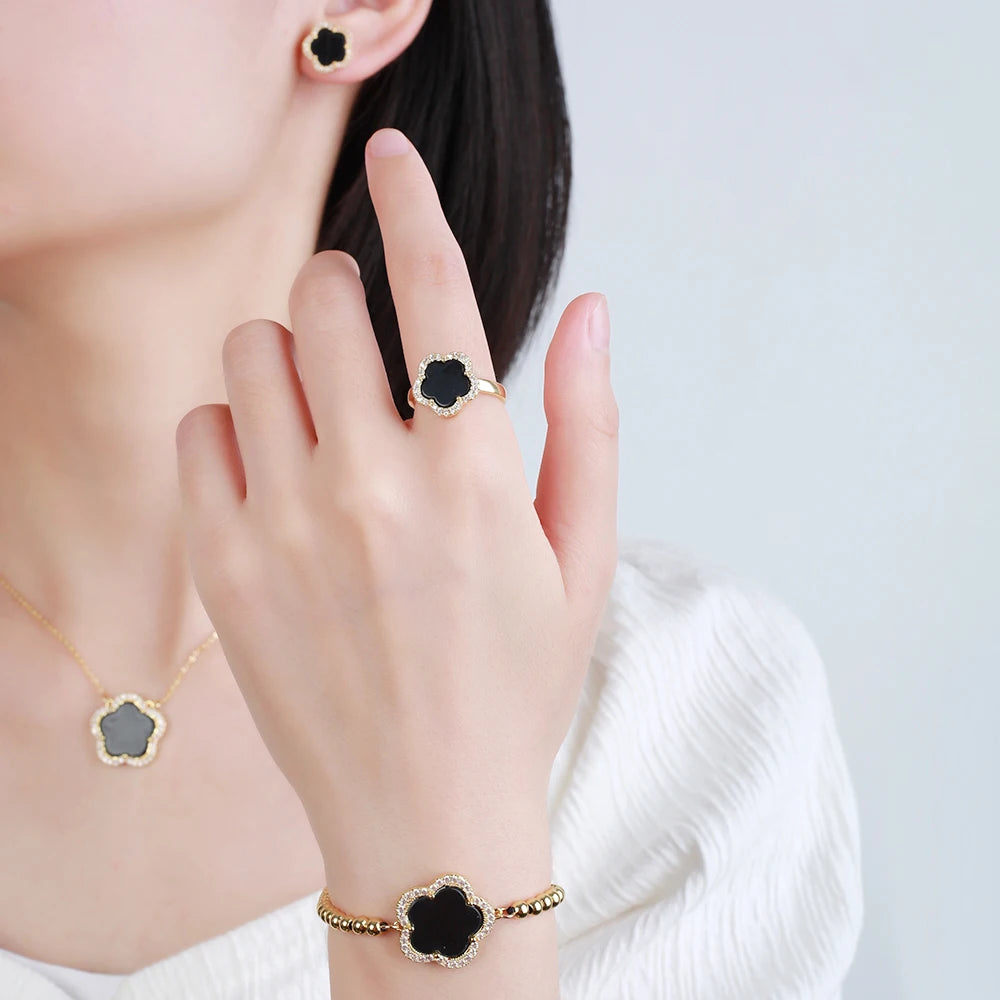 Trendy New Sweet Fashion Natural White Solid Five Leaf Petals Women Jewelry Set Necklace Earrings High Quality Gift Qme