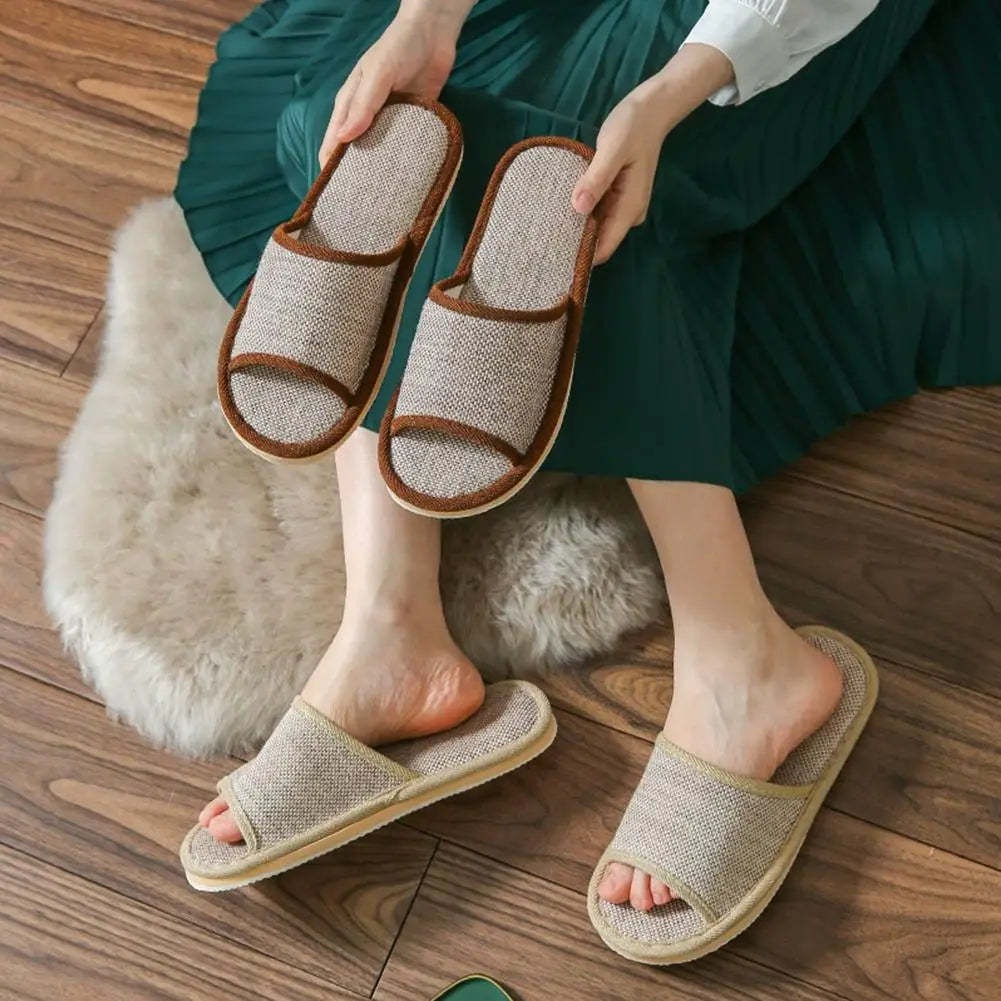 Women Indoor Slippers Non-Slip Flat Shoes Men Summer Flip Flops Home Slippers Female Comfortable New Unisex Slippers Qme