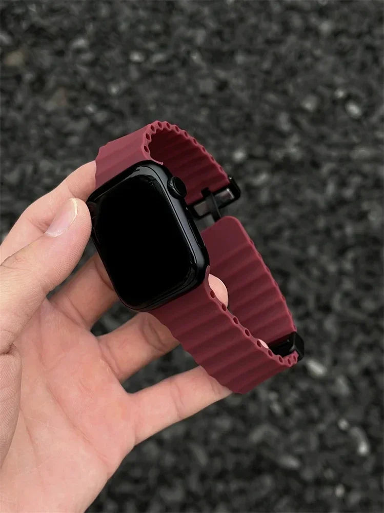 Silicone Strap For Apple watch band 49mm 46 45 44 40 41 38mm magnetic buckle bracelet iWatch series 3 4 5 6 se 7 8 9 10 Ultra 2 Qme Red Wine 38 40 41 S10-42mm