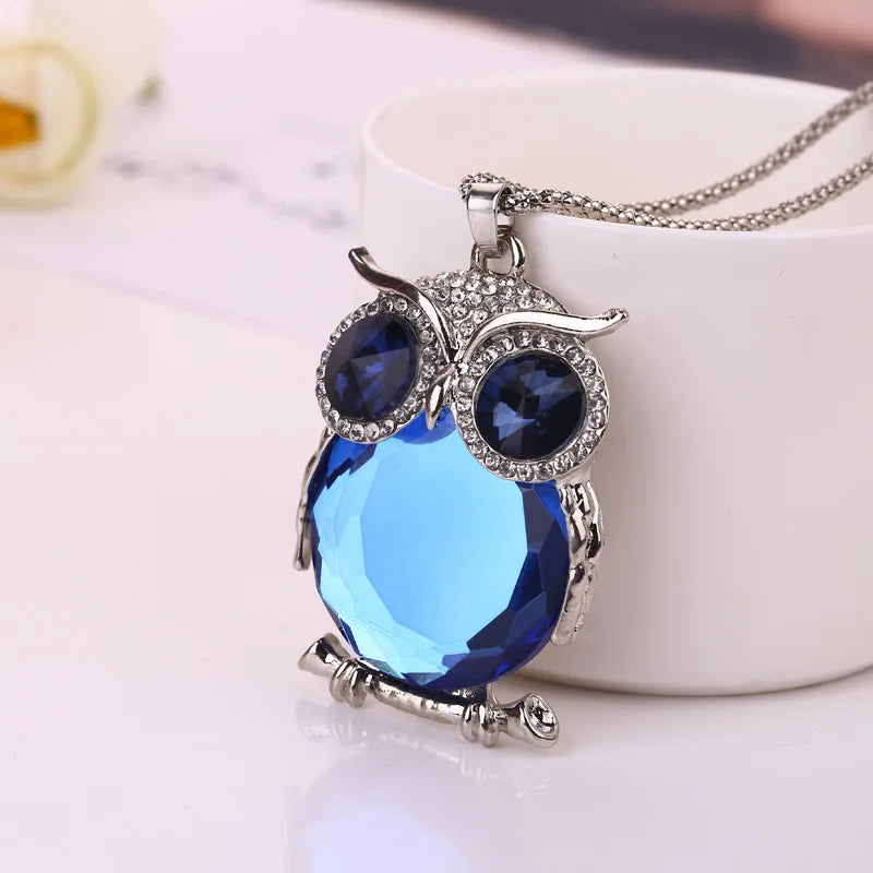 New Vintage Crystal Owl Necklaces Fashion Design Pendant Necklace Women Sweater Chain Jewelry Clothing Accessories Qme