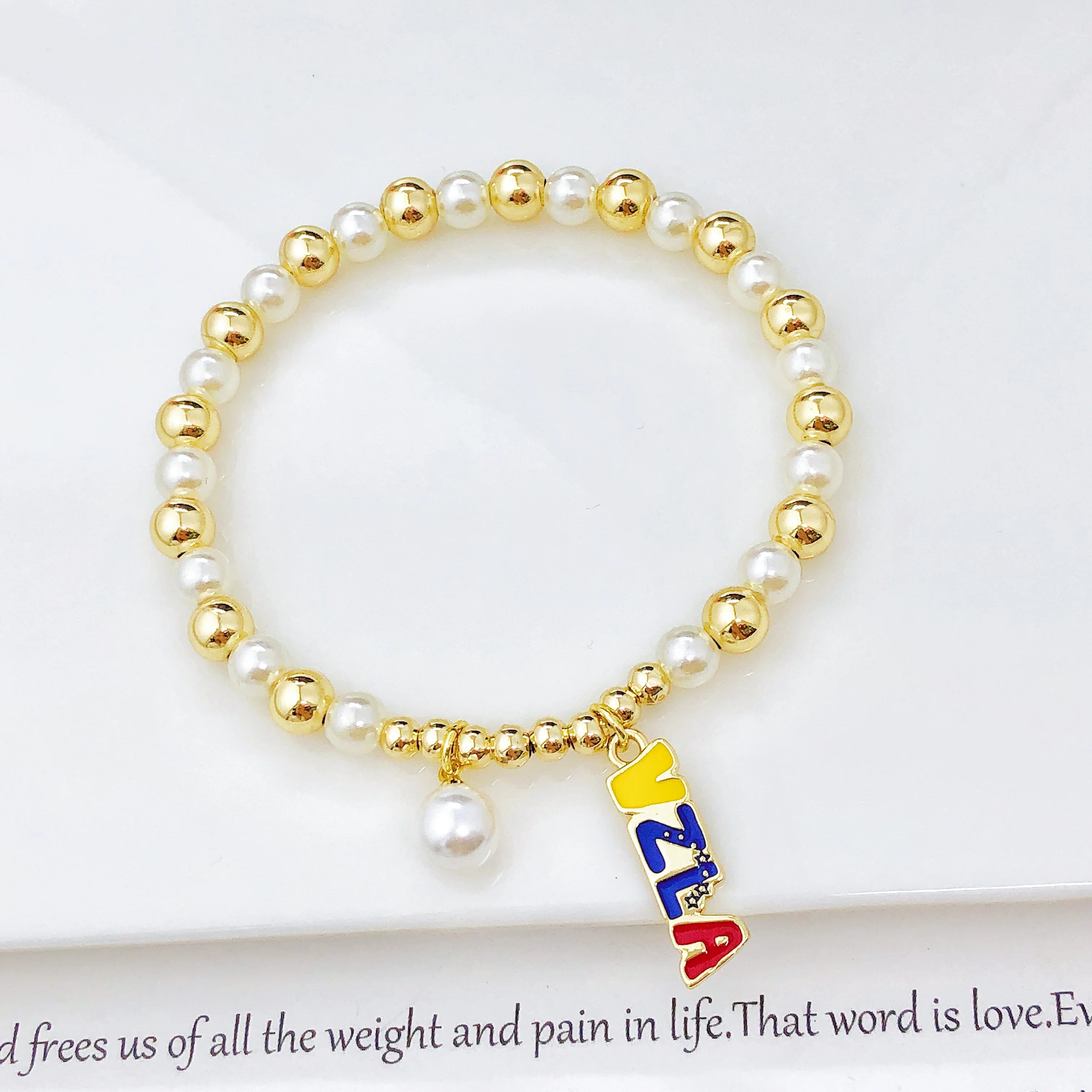 Classic Violin Round Parrot-Shaped Venezuela Colombia Flag Designer Pearl Bracelet Luxury for Women Party Patriotic Jewelry Gift Qme 8