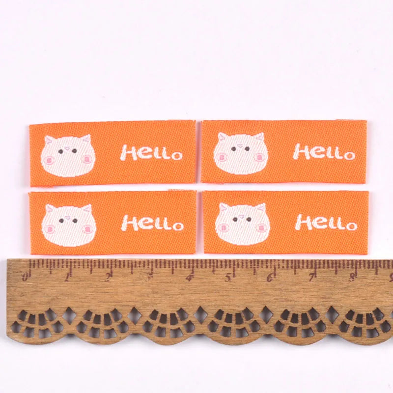 50Pcs Cute Animal "Hello" Letter Embroidery Cloth Labels For Kid DIY Garment DIY Crafts Supplies Sewing Accessories Tags c3503 Qme
