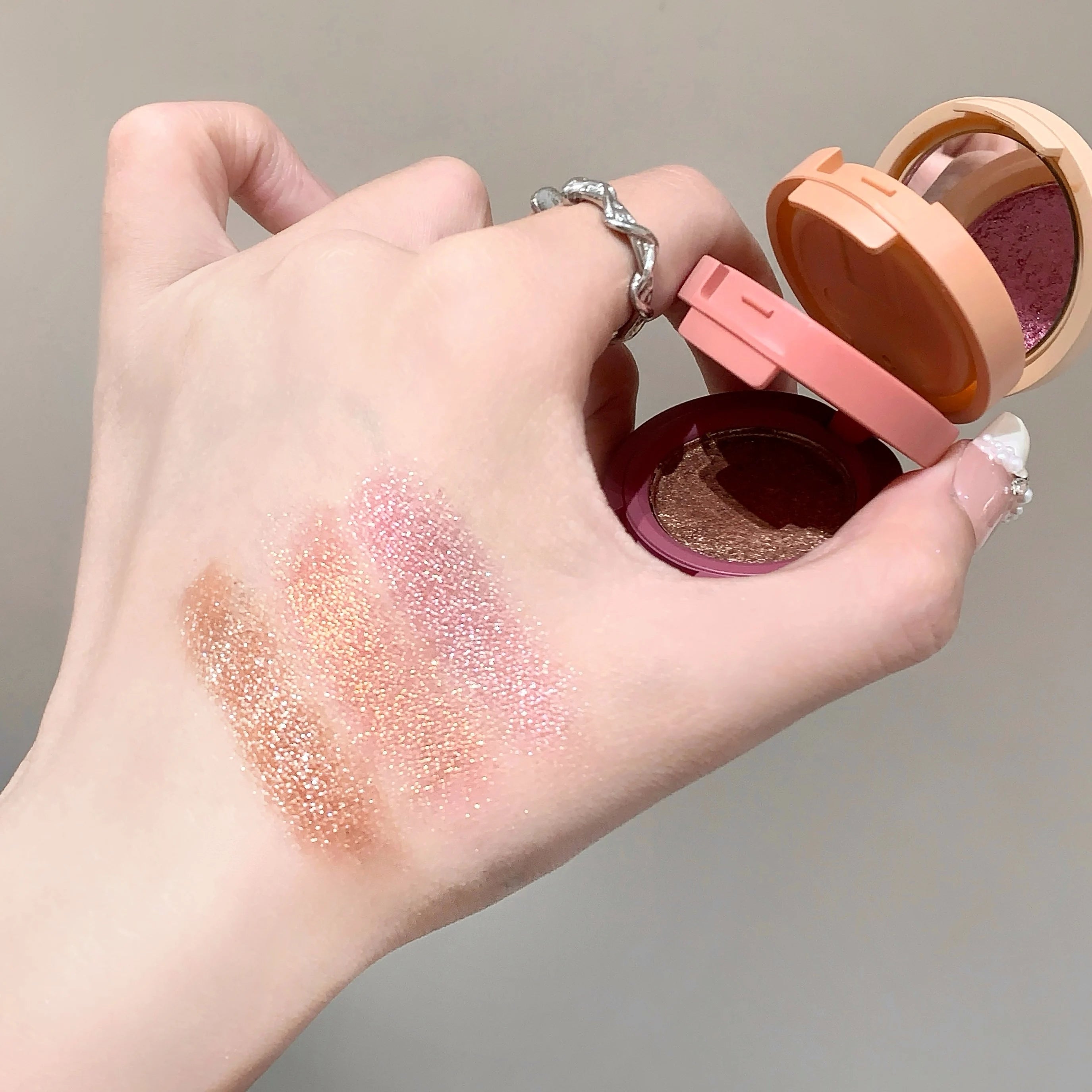 SHAQINUO Three-color Flip-top Eyeshadow Matte Pearlescent Earth-tone Qme