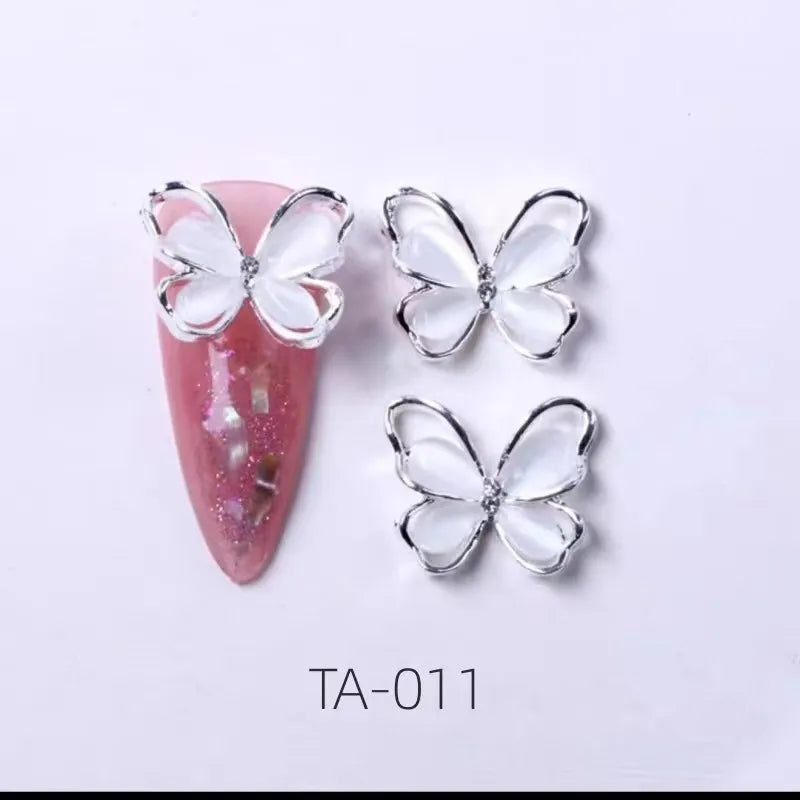 3D Hollow Alloy Rhinestone Butterfly Nail Art Jewelry Luxury Glitter Qme 10 white