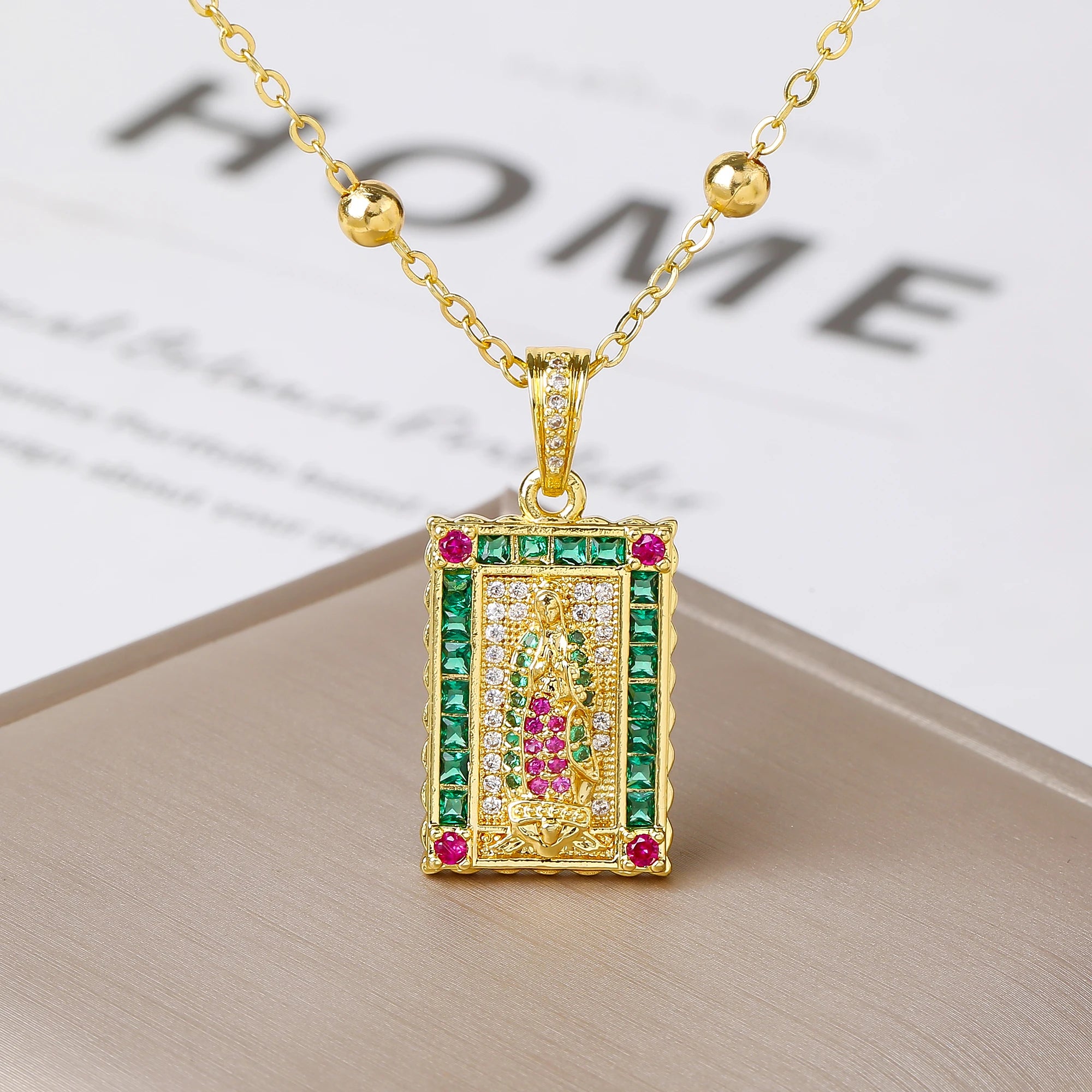 Luxury Bling Zirconia Virgin Mary Pendant Necklace Gold Plated Religious Catholic Baptism / Confirmation Jewelry for Women Gift Qme 2