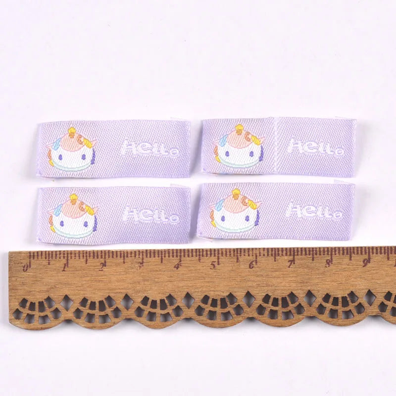 50Pcs Cute Animal "Hello" Letter Embroidery Cloth Labels For Kid DIY Garment DIY Crafts Supplies Sewing Accessories Tags c3503 Qme 6