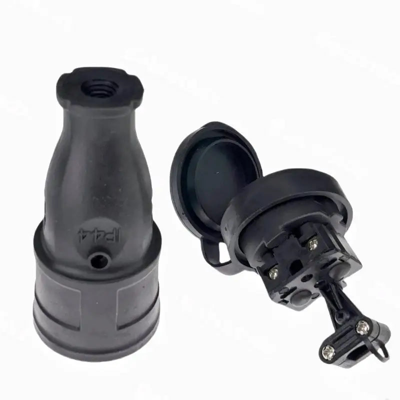 European Waterproof Power Plug Socket 16A Industrial Grade Rubber Qme