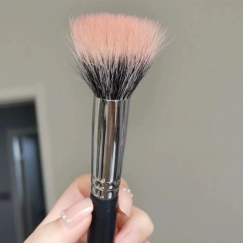1PC Stippling Blush Brush Blending Brush Makeup Brush Soft Wool Professional Concealer Highlighter Brushes Women Cosmetic Tools Qme