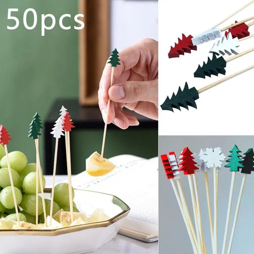 50Pcs/set Christmas Fruit Sticks Disposable Bamboo Sticks Snowflake Christmas Tree Elk Santa Claus Snowman Sticks Xmas Ornaments Qme