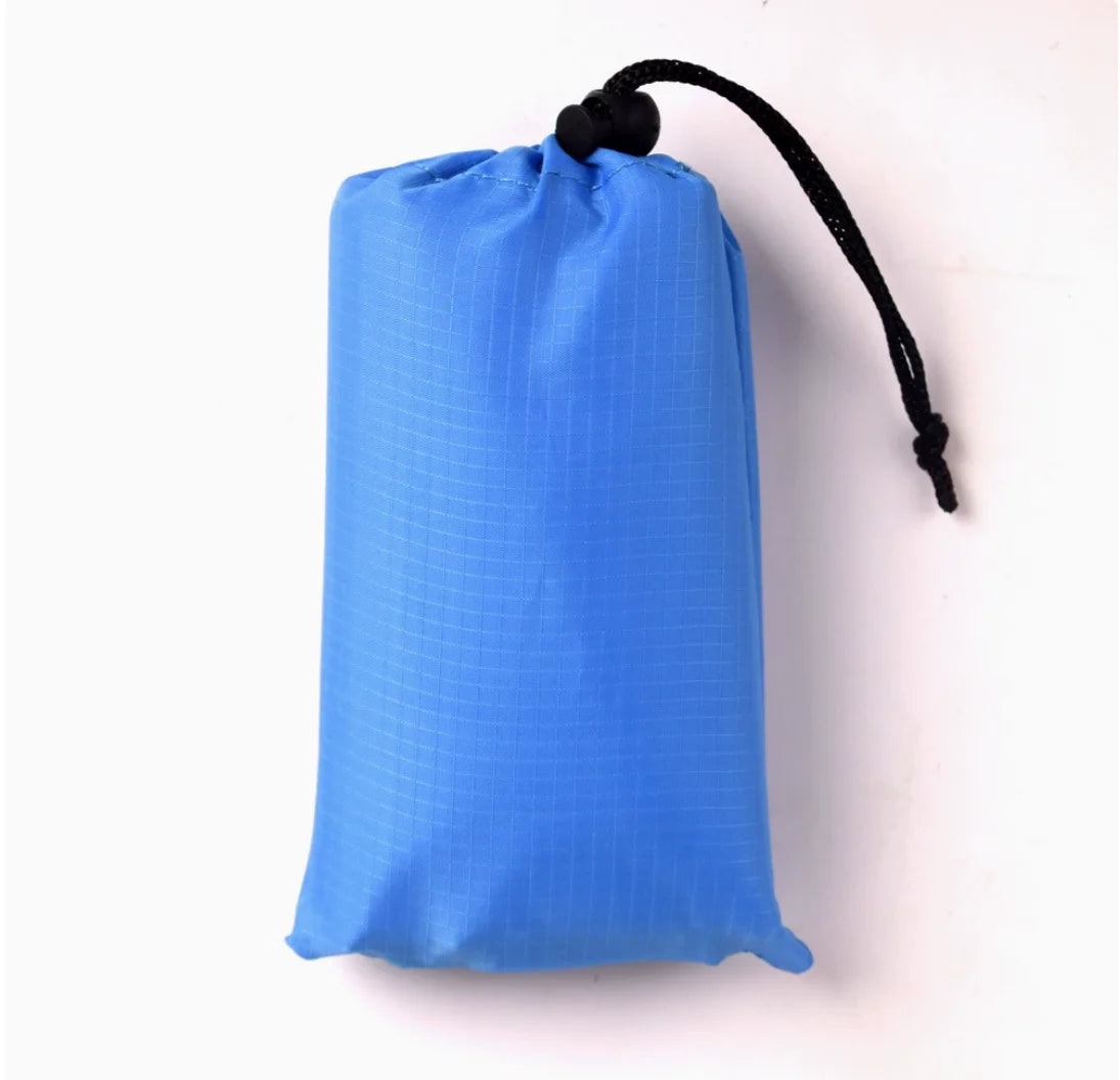 1.4*2m Waterproof Pocket Beach Blanket Folding Camping Mat Mattress Portable Lightweight Outdoor Picnic Mat Sand Beach Sunbathin Qme Blue 100cm x 140cm