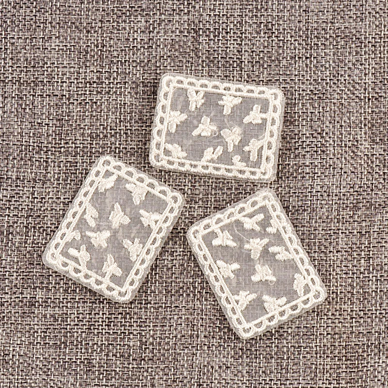 10pcs 33-51mm Mix White Lace Appliques For DIY Clothing Bag Decoration Sewing Accessory Exquisite Patch Without Gum cp4188 Qme 10pcs 4.4x3.4cm