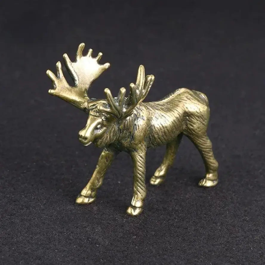 Creative Crafts Solid Brass Elk Statue Vintage Animal Moose Figurine Desk Ornaments Tea Pet Table Decoration Crafts Accessories Qme
