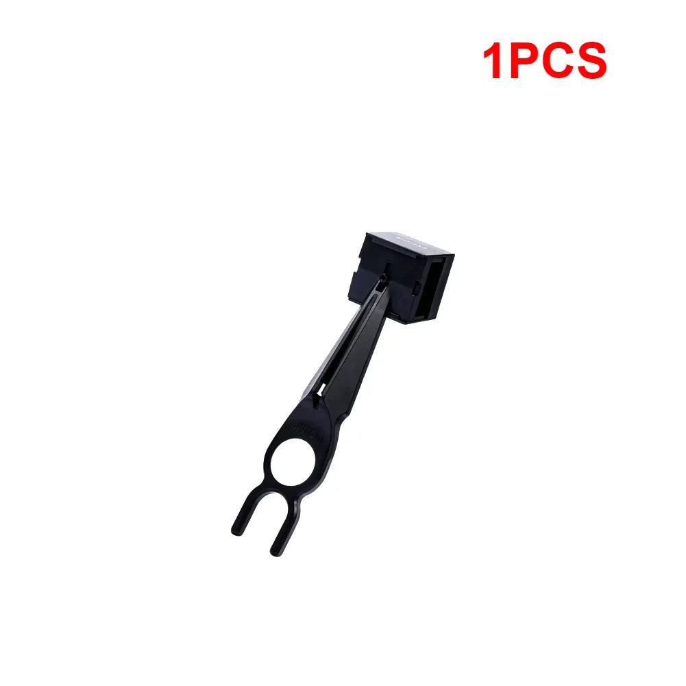 1/2PCS Upgraded Bike Motorcycle Chain Lube Oiler Tool Mess-Free Chain Wax Cleaner Straw Lubricant Applicator Maintenance Cycling Qme A 1PCS