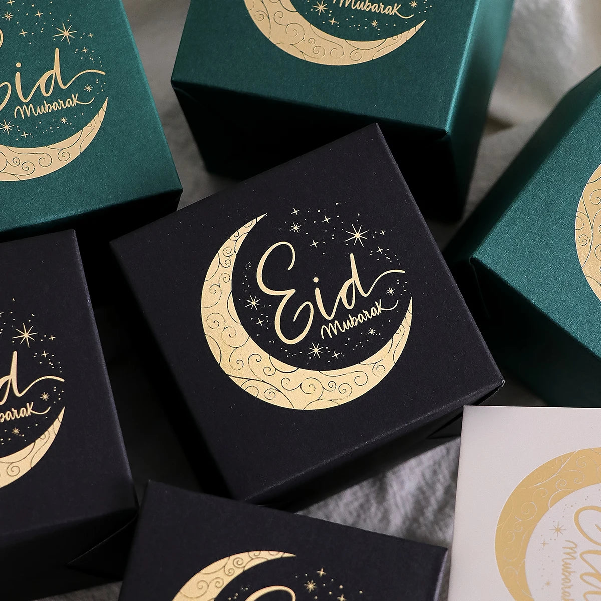 Set of 10Black, White and Green Eid Greetings Mini Gift Bags with Elegant Gold Crescent Design and Star Decoration Perfect for Qme