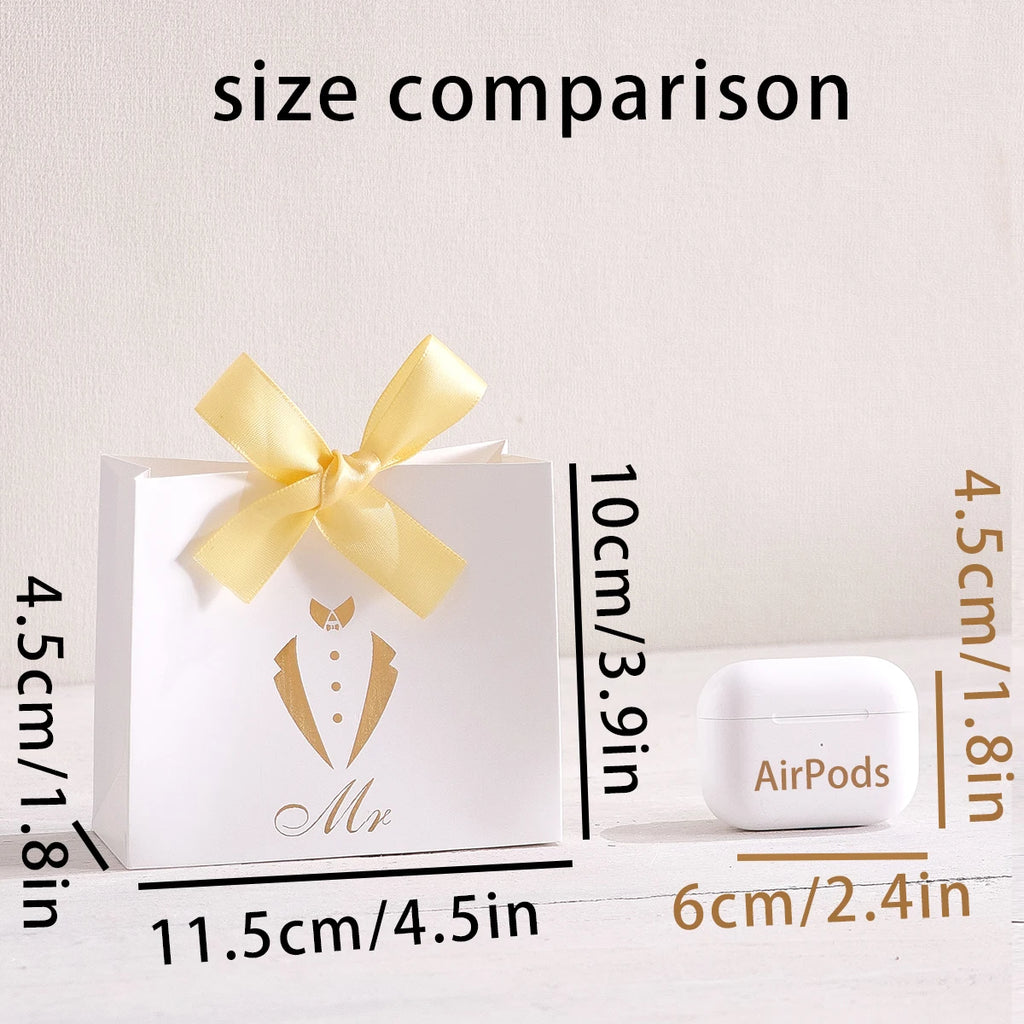5-Piece Wedding Favor Boxes - Mini“Mr. and Mrs”。 Candy Boxes - Elegant Gold Printed Bride and Groom Design - Satin Bow - White Qme