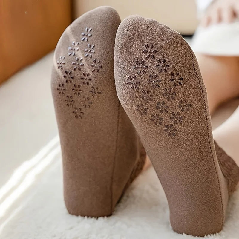 Women Winter Thermal Socks Lace Trim No Slip Floor Socks Warm Fuzzy Socks for Home Indoor Qme