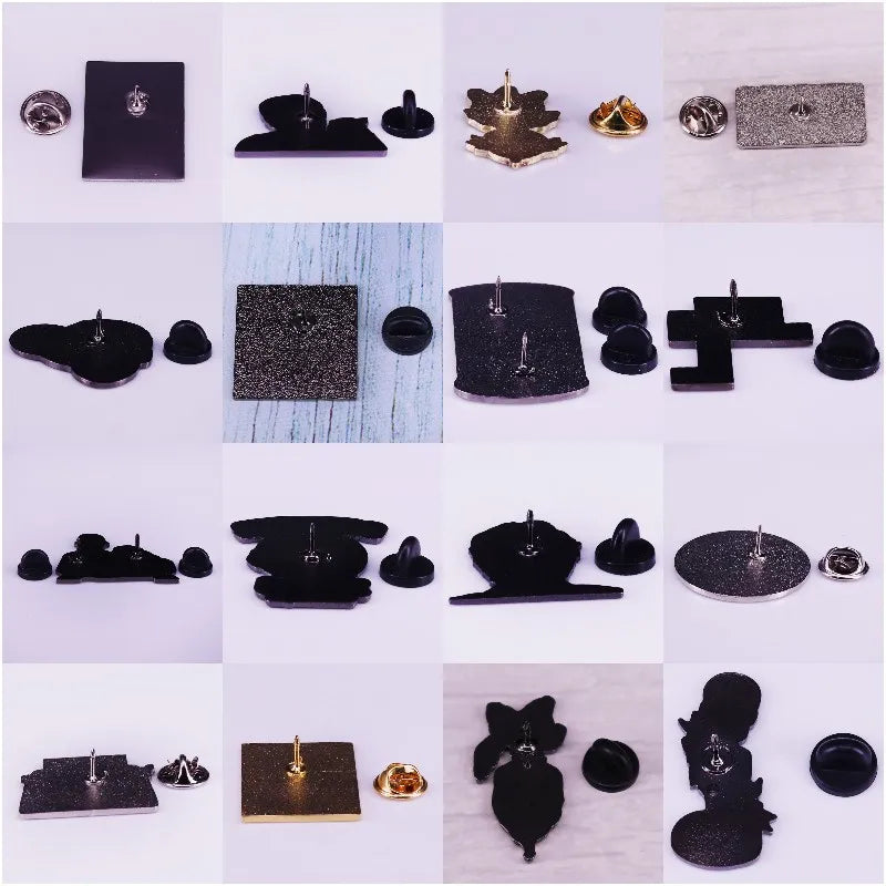 Classic Comedy Enamel Pins American Fashion TV Show Brooches for Friends Backpack Metal Lapel Pin Badges Jewelry Wholesale Qme